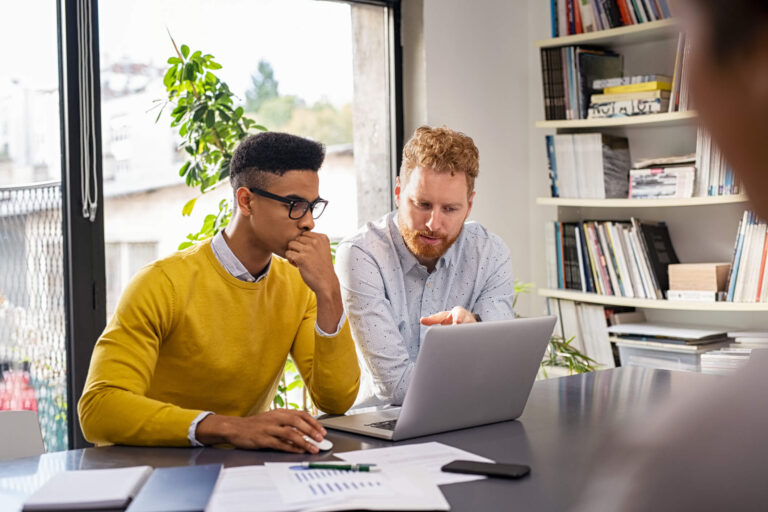 Intranet Kommunikation: So optimieren Sie den internen Austausch